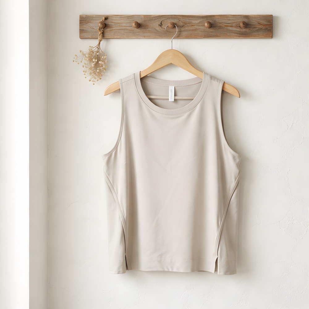 Stylus‎ Tank Top Womens XL Beige Sleeveless Shell Crew Neck Excellent Stretch